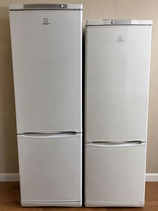 Холодильник Indesit