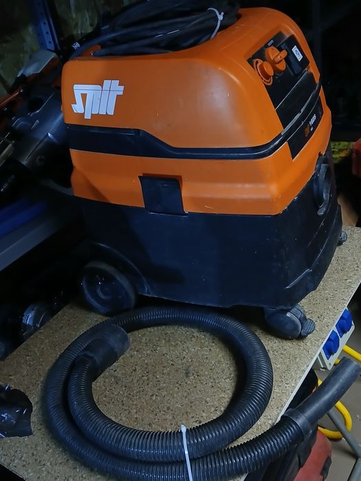 Aspirator profesional spit dewalt flex