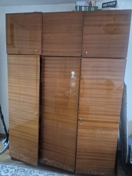 Гарнитур шкаф и трюмо