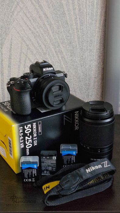 Nikon Z50 + 16-50 VR + 50-250 VR + 3 Батерии | Неразличим от Нов