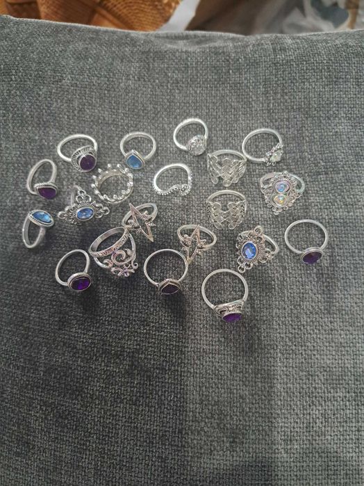 20 пръстена с различни размери