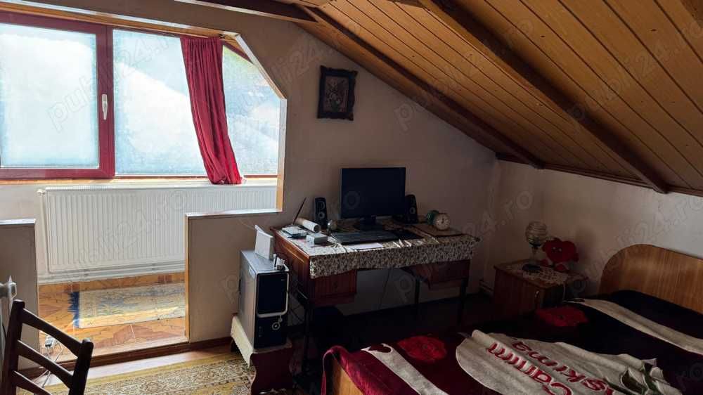 Casa Vulcan zona Coroiesti