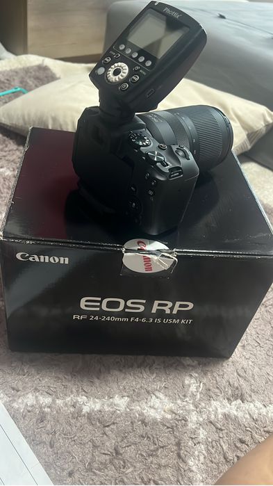Aparat foto Canon Eos RP