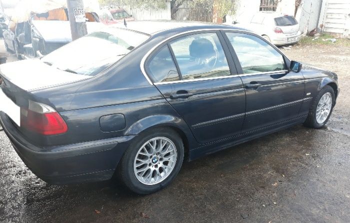 BMW 320i e46  m52b20tu на части