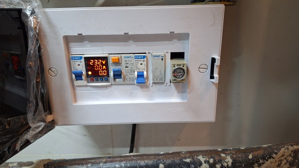 Бассейн сервис  ремонт насосов и шить управления