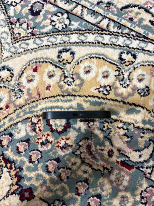 Продам iPhone 13 128 гб