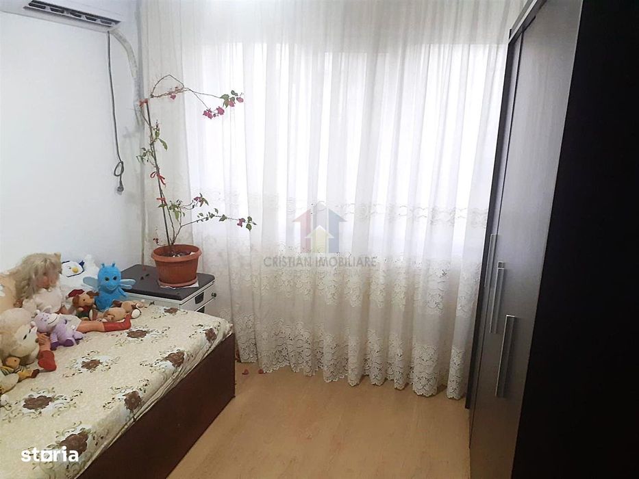 Apatament 2 cam Mobilat si Utilat etaj 3 zona Gara Autogara
