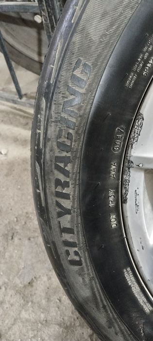 Колесо в сборе на Lexus