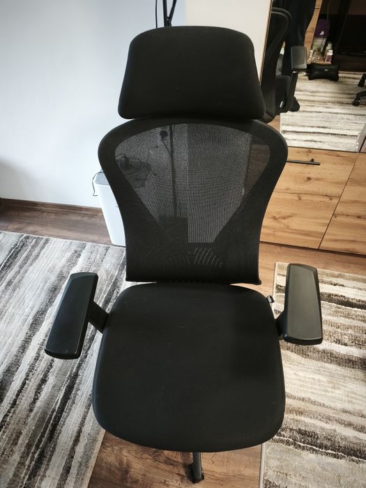 Офис стол за бюро