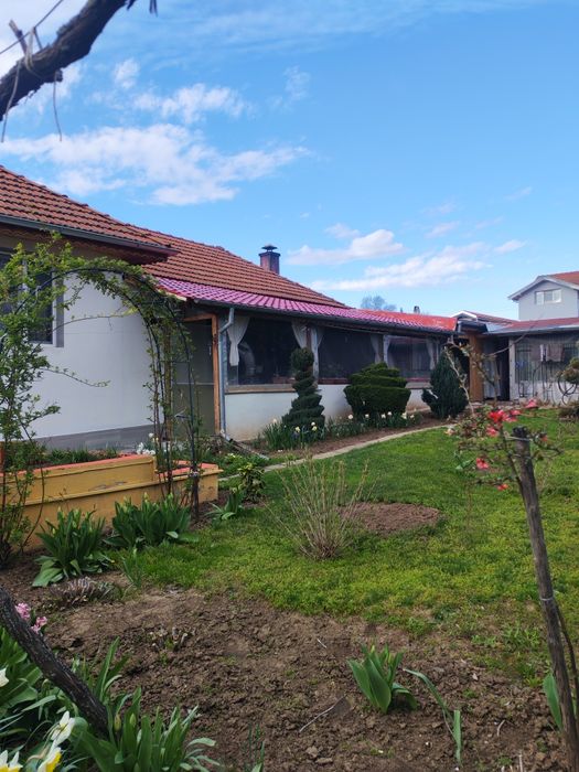 Продава се Къща в с. Ценович, Област Силистра - 150 кв.м за 299 €/кв.м - Снимка #19