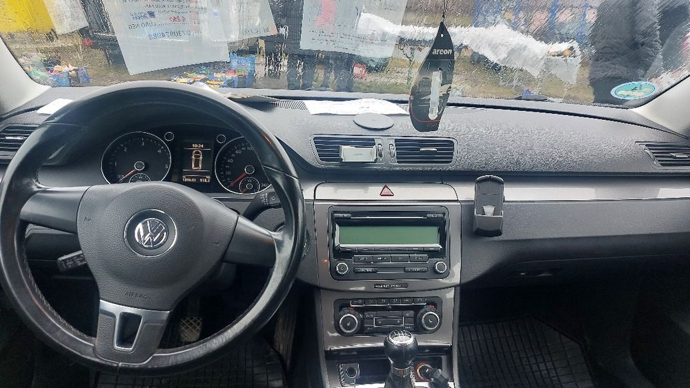 VOLKSWAGEN Passat 2010 — imagine 4