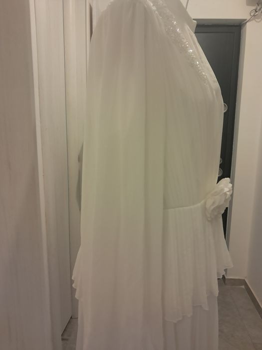 Rochie alba Eveniment
