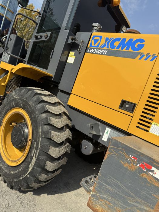 Погрусчик фронтальный