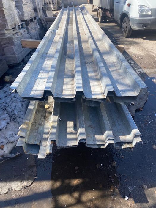 Продам профлист б/у, толщина 1мм