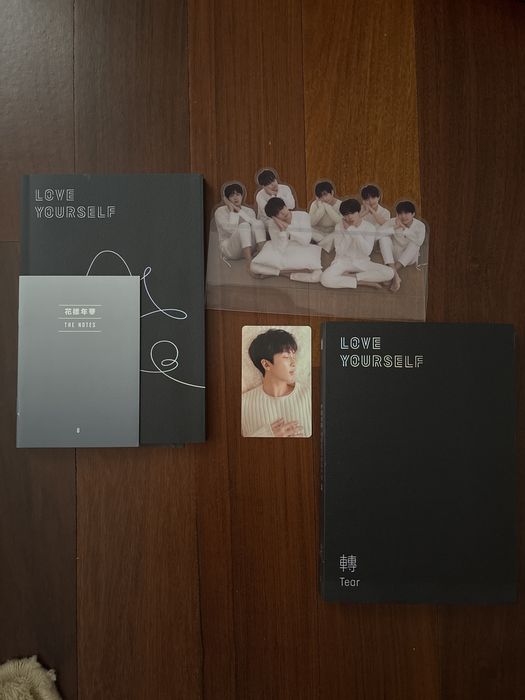 Album BTS Love Yourself Ver. U