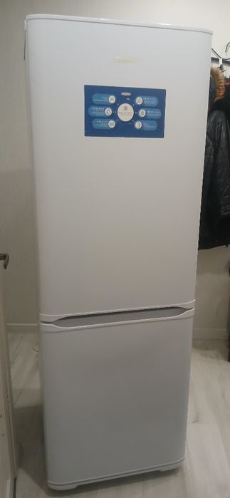 Продам холодильник