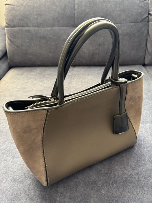 Чанти Bata и Zara