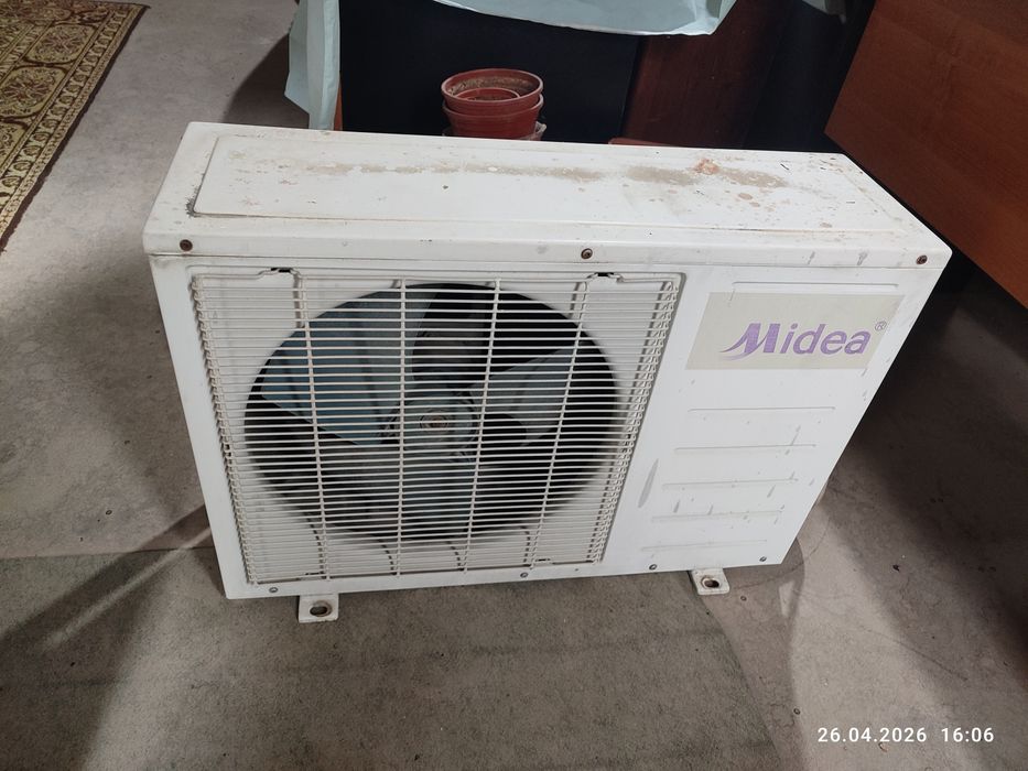 Кондиционер Midea 12.
