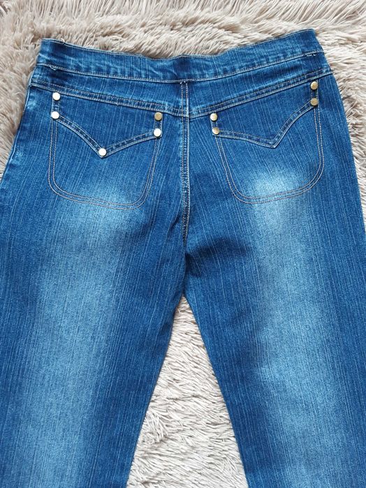 Продам  Джинсовые брюки