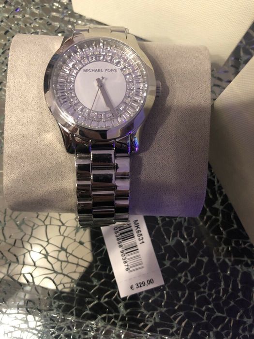 Продам часы от Micheal Kors оригинал