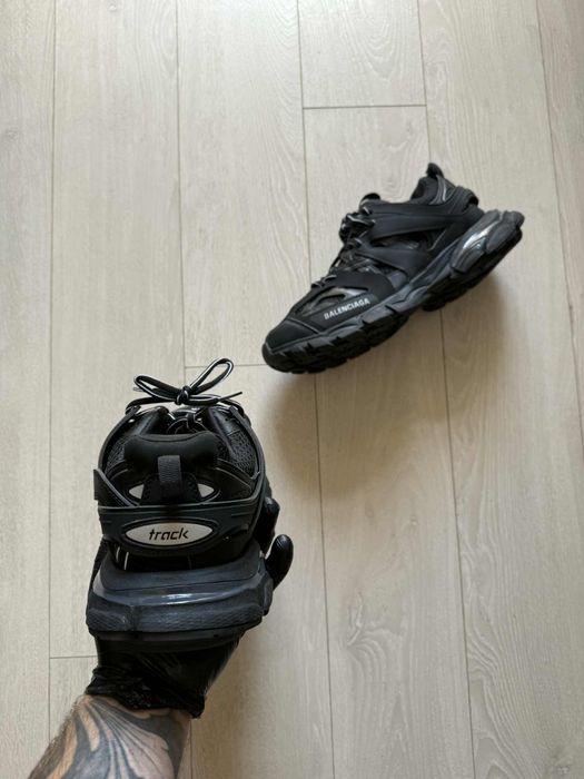 Vand Balenciaga Track fara led