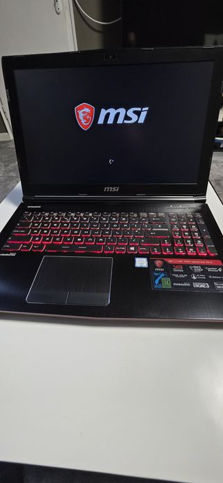 Лаптоп MSI Apache