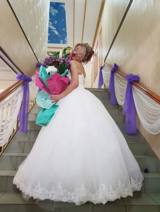 Свадебное платье.