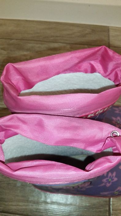 продам резиновые сапоги 30 размер