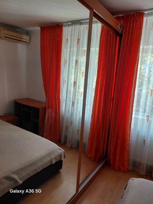 Cameră de închiriat
