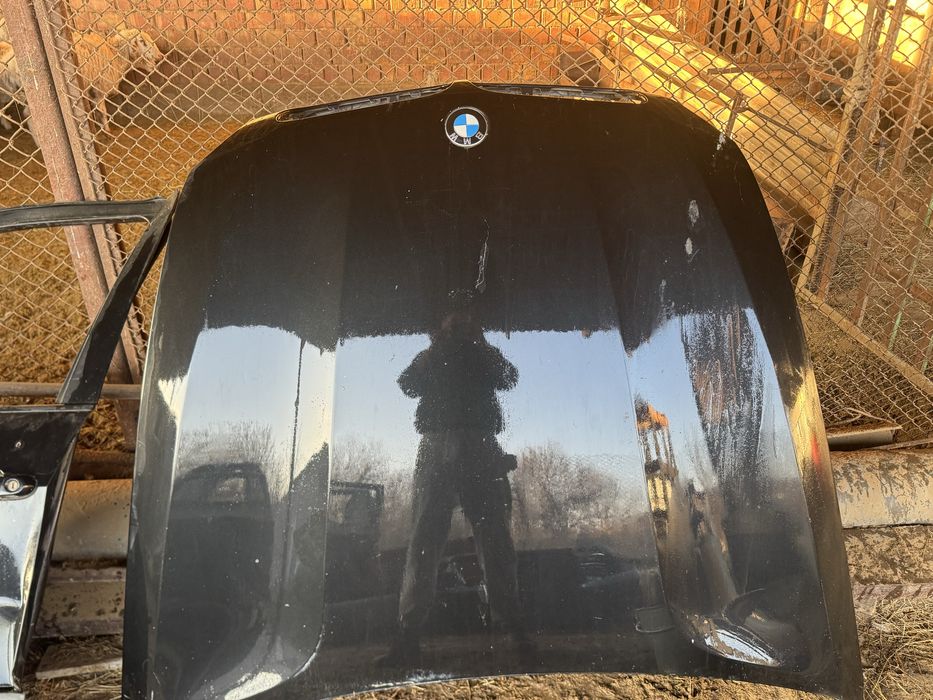 Капот на е70 2009