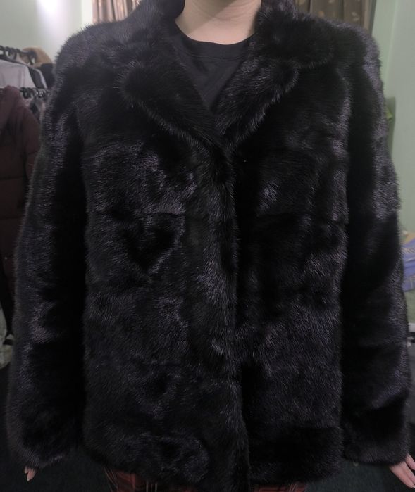 Продам норковую шубу