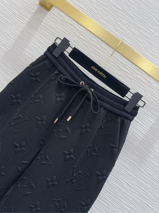 LVL дамско долнище New Season