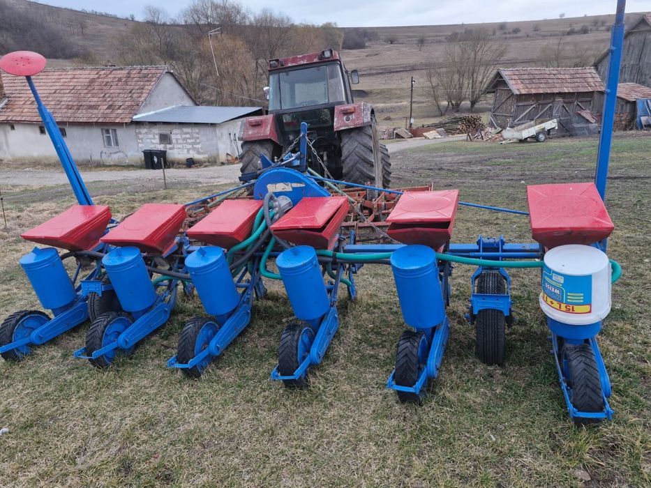 Semanatoare de porumb SPC 6