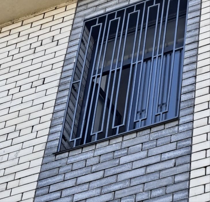 Reshotka naves darvaza perela kazerok kaletka