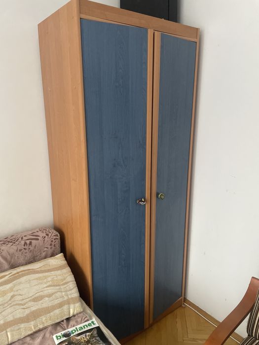 Mobila de dormitor ,utilizata foarte putin