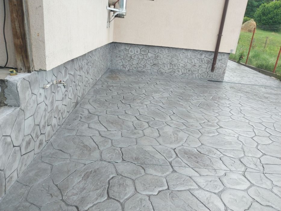 Beton amprentat Octavian