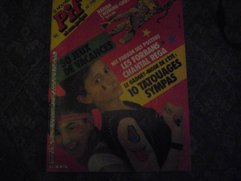 Списание "пиф", двайсетина броя