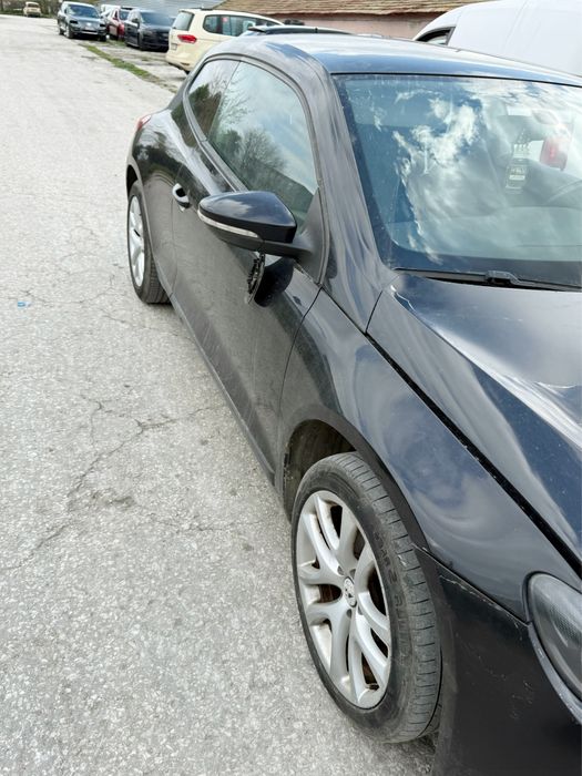 За Части Volkswagen Sirocco 1.4tfsi 2010g ръчка код мотор CGG