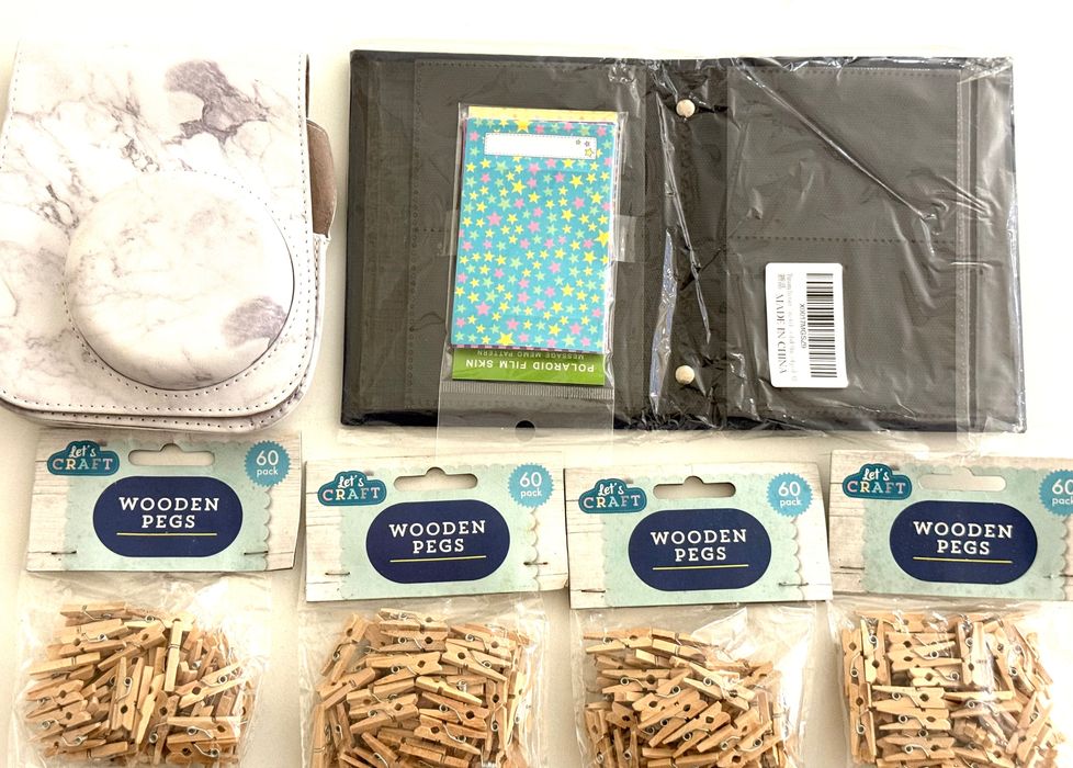 Комплект Фотоалбум Калъф за Fuji Instax Mini 9 + 240 Щипки за Снимки