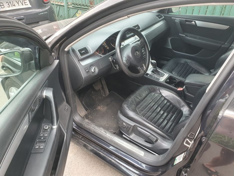 VOLKSWAGEN Passat 2011 — imagine 4