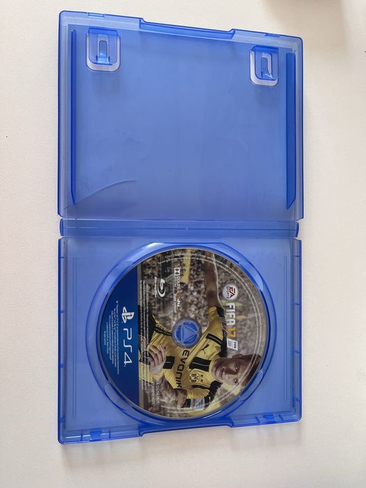 Продам ps 4 с 10 играми!