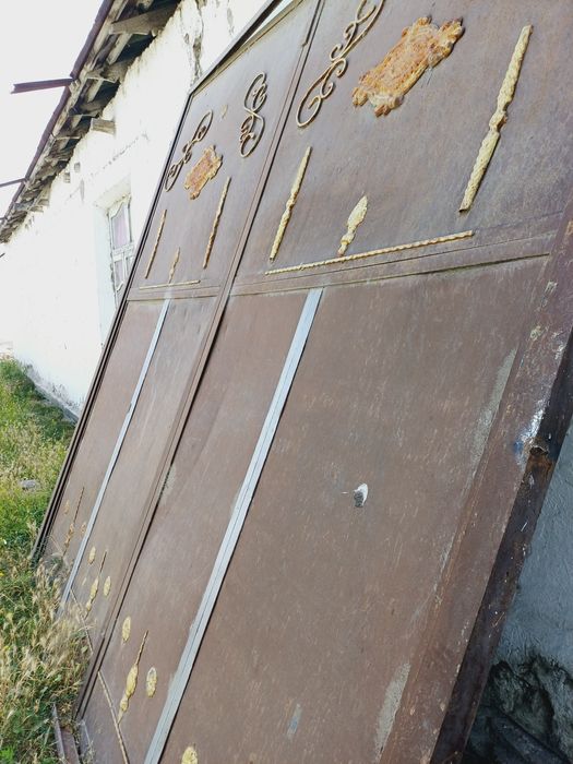 Дарвоза темир дачалар учун