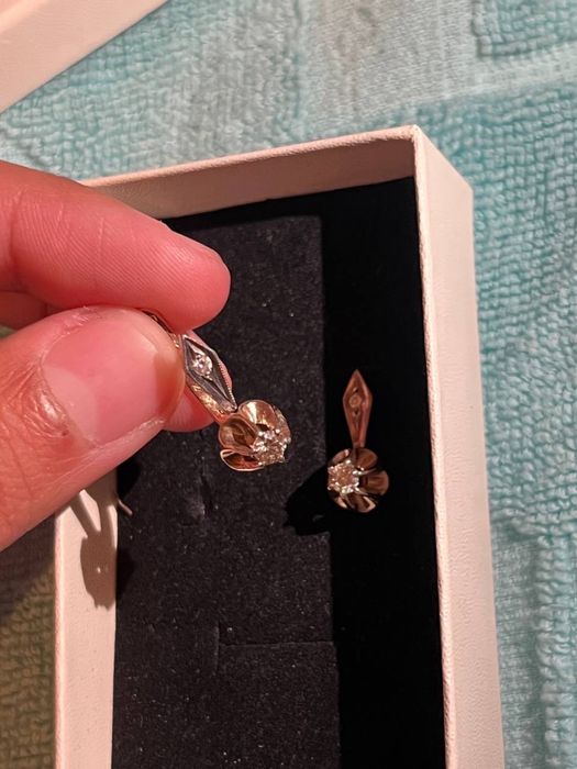 Продаются серьги