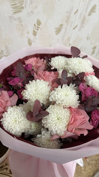 Цветы Гүл сатылады .