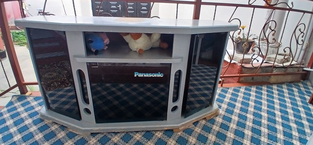 Продается подставка для телевизора