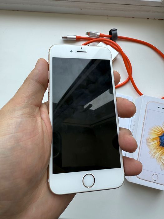 Продам Iphone 6s в рабочем состояний