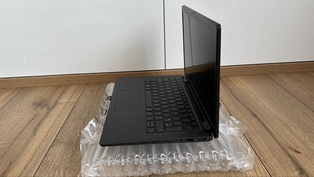 Лаптоп Dell Latudite 7310 FHD 13.3” / Intel i7- 10610U 16GB RAM 256GB SSD / Windows 11 Pro