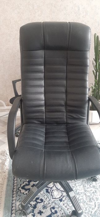 Кресло офисное идеал