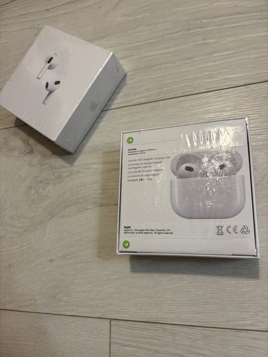 Air Pods 4 Cu ANC *Stoc Limitat*