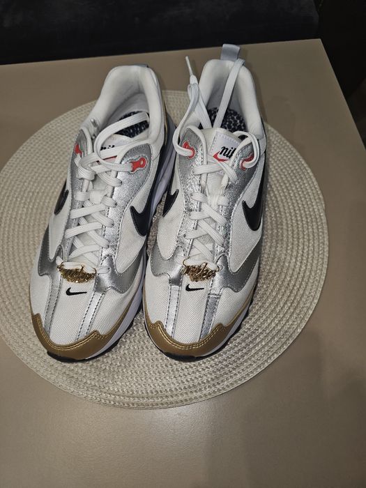 Дамски маратонки Nike